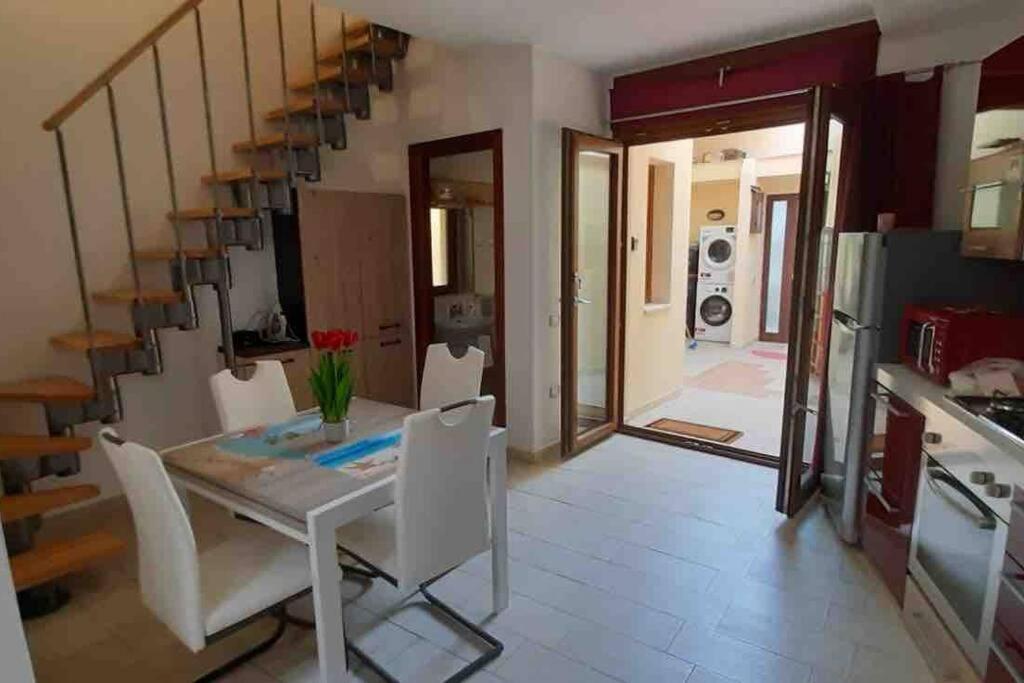 Stylish Loft Trivano Cagliari 2 Beds/2 Bath Eksteriør billede